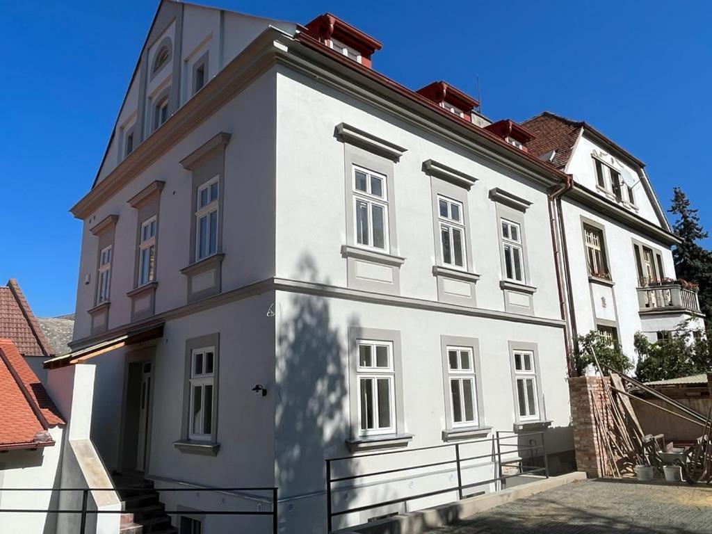 Penzion U Orloje Žatec Zewnętrze zdjęcie